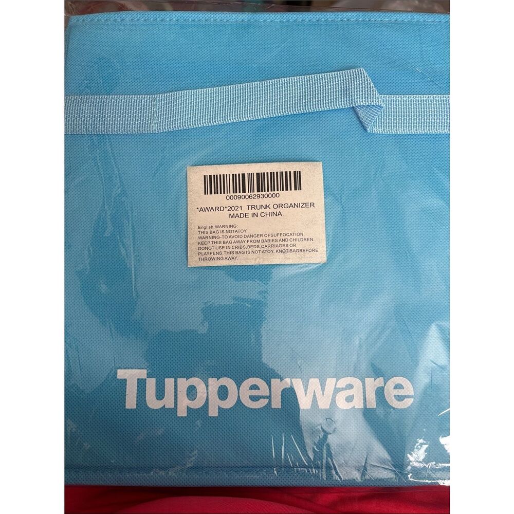 NWT Tupperware Trunk Organizer in Light Blue